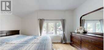 140 BENLEIGH DRIVE | Toronto Ontario | Slide Image Sixteen
