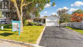 49 STORNOWAY CRESCENT | Markham Ontario | Slide Image One