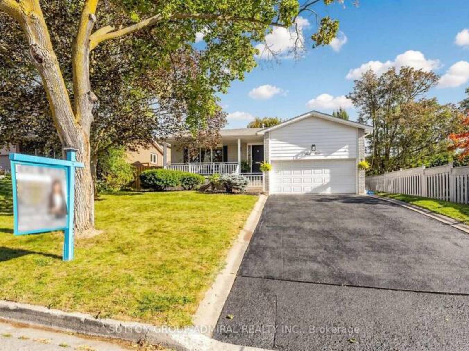 49 STORNOWAY CRESCENT, Markham, Ontario L3T 3X8
