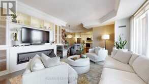 505 - 25 BAKER HILL BOULEVARD | Whitchurch-Stouffville Ontario | Slide Image Thirteen