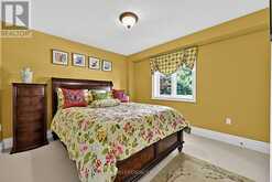 35 WENDAT TRAIL | Midhurst Ontario | Slide Image Thirty-six
