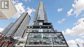 3512 - 290 ADELAIDE STREET W | Toronto Ontario | Slide Image Three