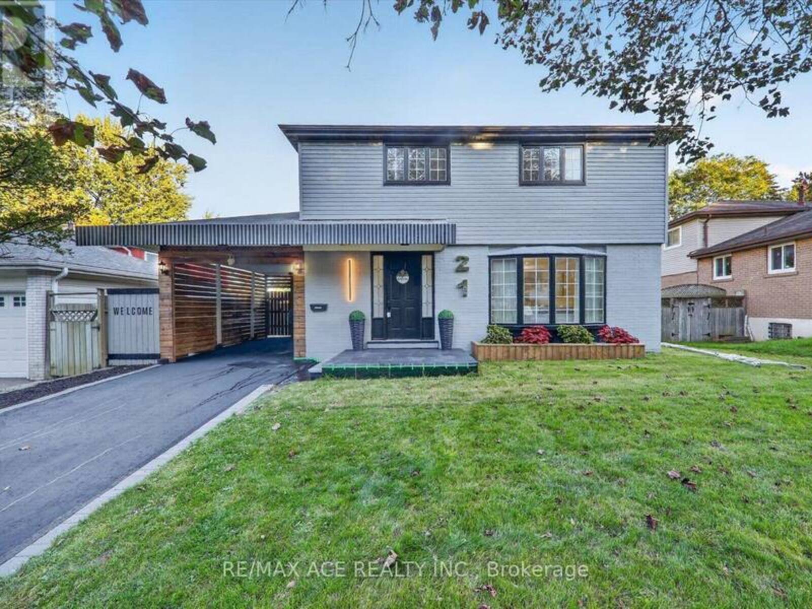 21 SIR RAYMOND DRIVE, Toronto, Ontario M1E 1C1