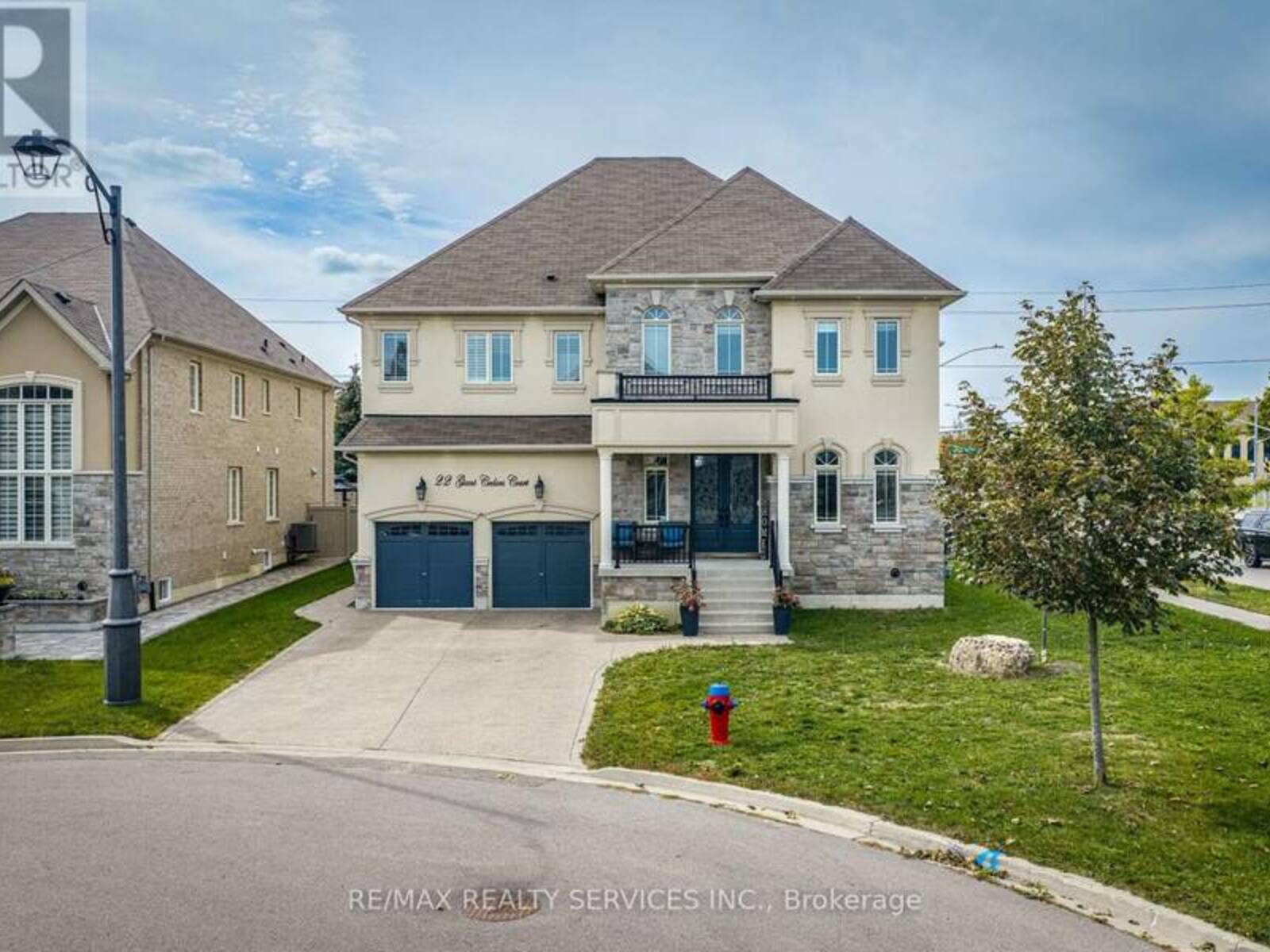 22 GIANT CEDARS COURT, Nobleton, Ontario L7B 0A6