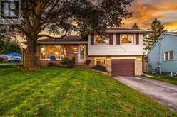 127 ROXBOROUGH ROAD | Newmarket Ontario | Slide Image One