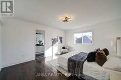 28 GRANDWOOD AVENUE | Whitchurch-Stouffville Ontario | Slide Image Thirty-one