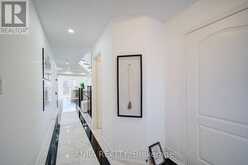 28 GRANDWOOD AVENUE | Whitchurch-Stouffville Ontario | Slide Image Two