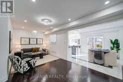 28 GRANDWOOD AVENUE | Whitchurch-Stouffville Ontario | Slide Image Eight