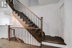 164 TANGO CRESCENT | Newmarket Ontario | Slide Image Fifteen