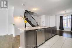 164 TANGO CRESCENT | Newmarket Ontario | Slide Image Nine