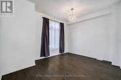 164 TANGO CRESCENT | Newmarket Ontario | Slide Image Twelve