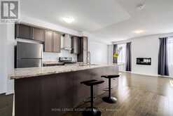 164 TANGO CRESCENT | Newmarket Ontario | Slide Image Seven