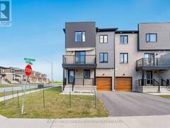 38 SILO MEWS Barrie Ontario, L9J 0V3