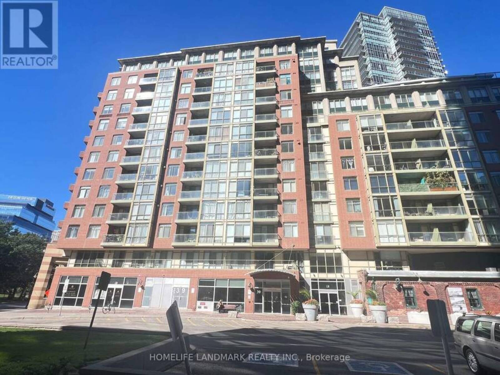 716 - 39 PARLIAMENT STREET, Toronto, Ontario M5A 4R2