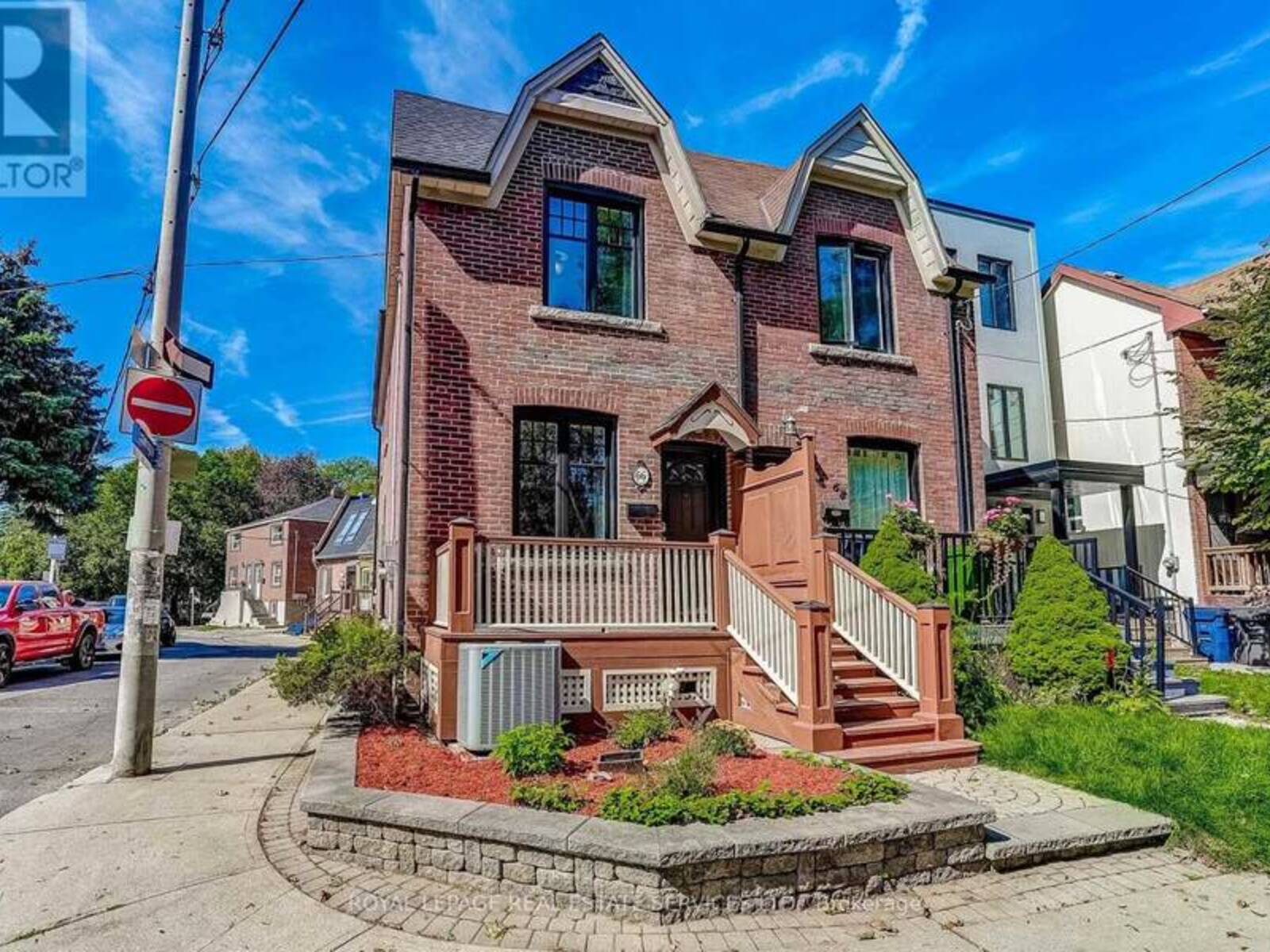 66 WARDELL STREET, Toronto, Ontario M4M 2L6