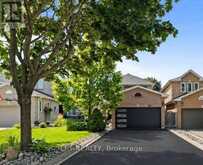 416 FLANAGAN COURT | Newmarket Ontario | Slide Image One