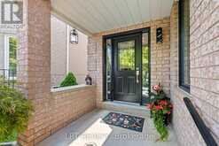 416 FLANAGAN COURT | Newmarket Ontario | Slide Image Five