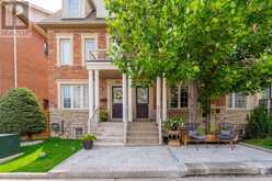 26 TED WRAY CIRCLE | Toronto Ontario | Slide Image Three