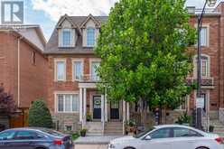 26 TED WRAY CIRCLE | Toronto Ontario | Slide Image Four