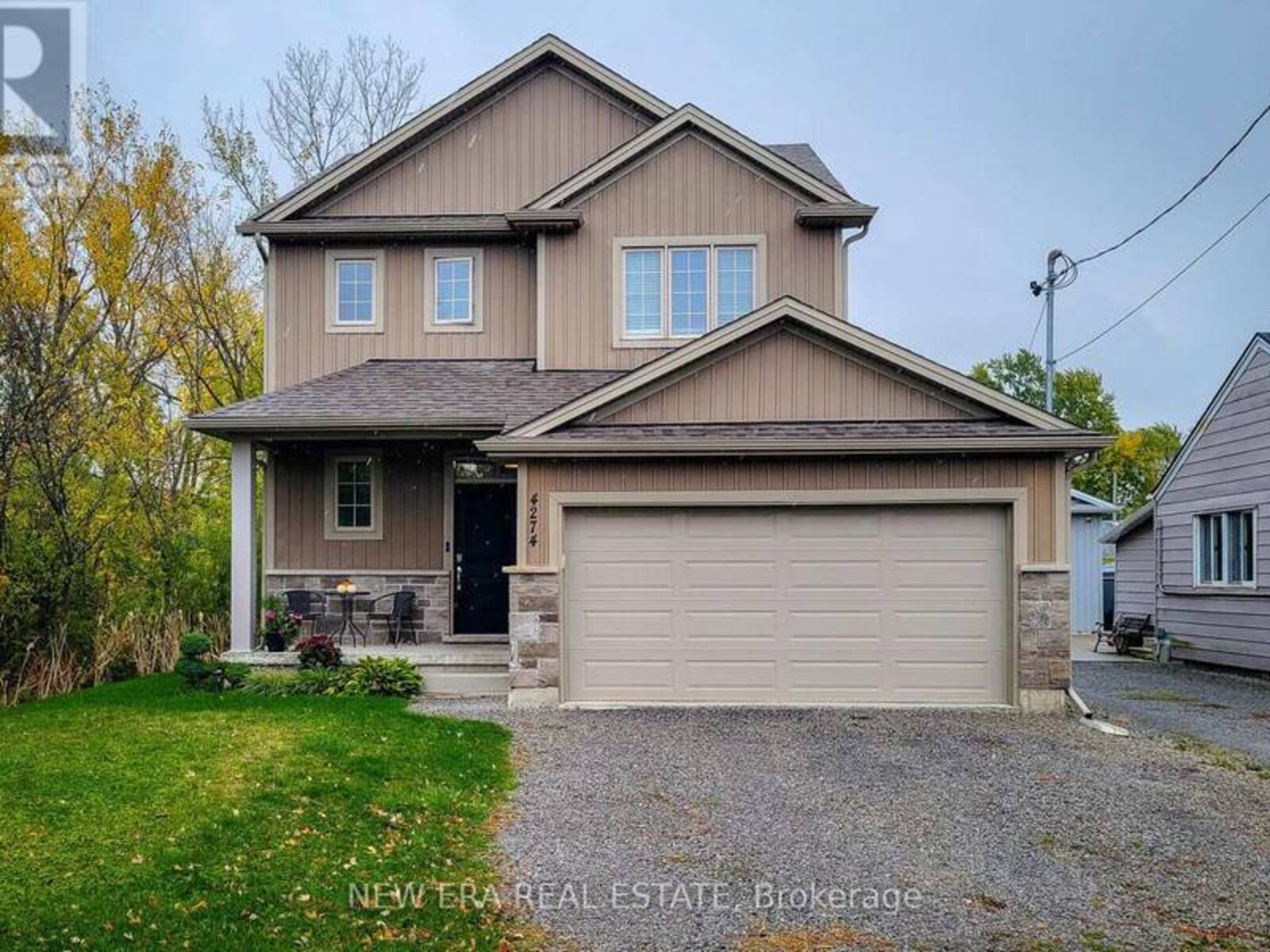4274 SIXTH AVENUE, Niagara Falls, Ontario L2E 4S8