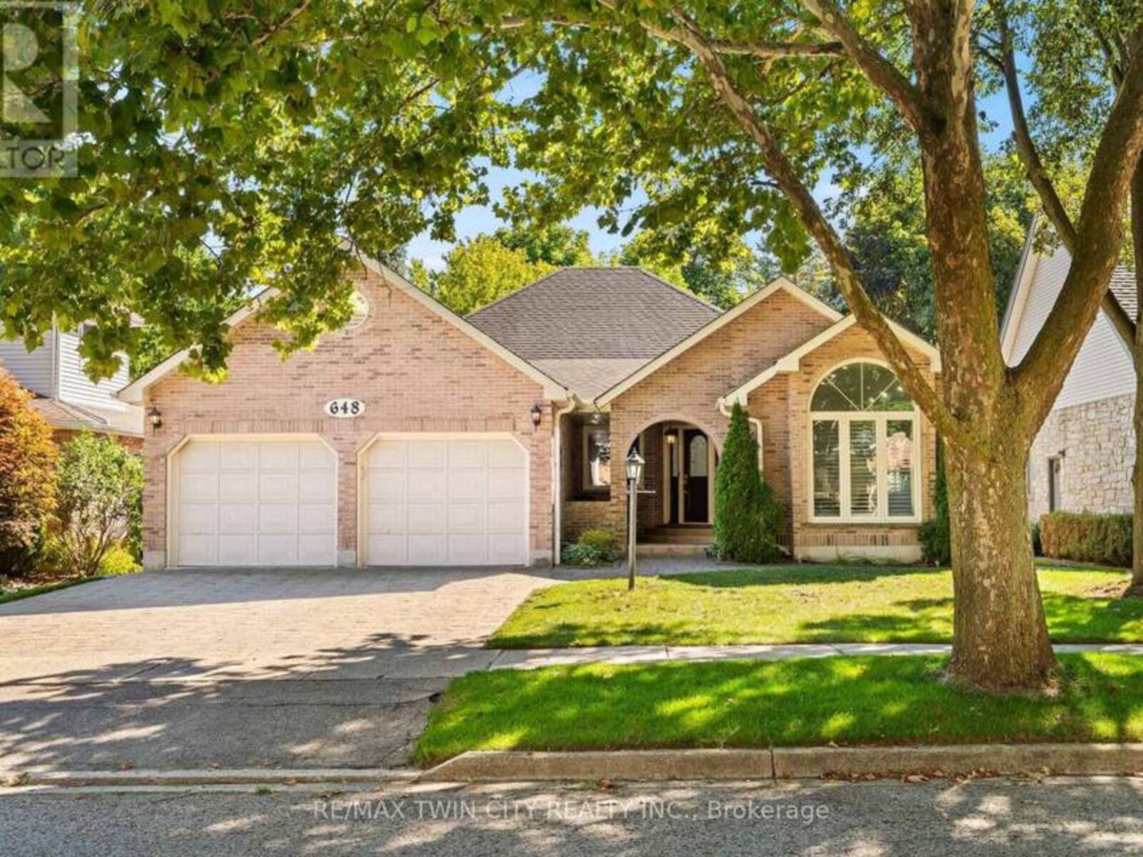 648 BAYHAMPTON CRESCENT, Waterloo, Ontario N2K 3P1