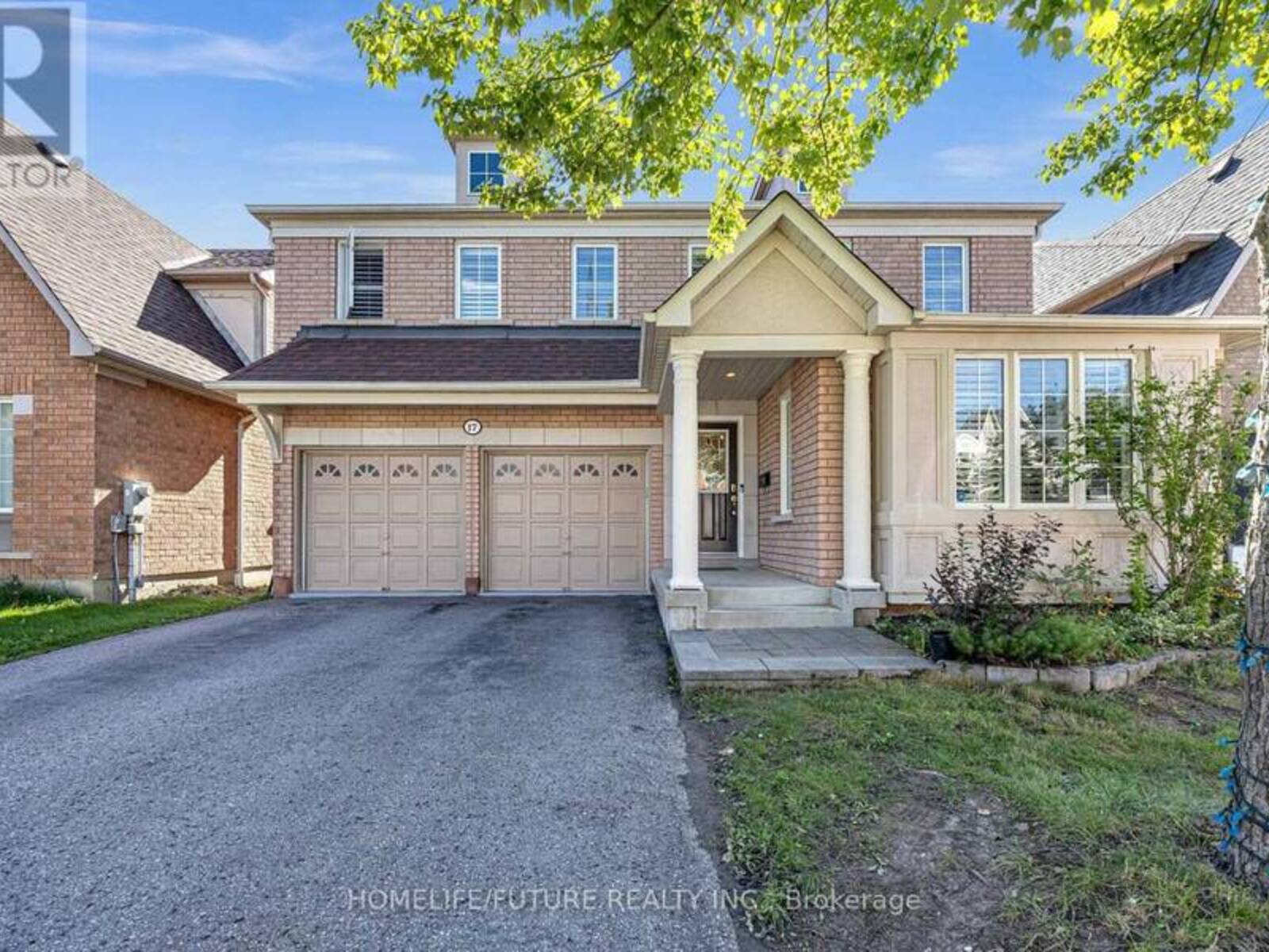 17 GRAINGER CRESCENT, Ajax, Ontario L1T 4Y7
