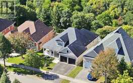 4 BRANTHAVEN COURT | Whitby Ontario | Slide Image One