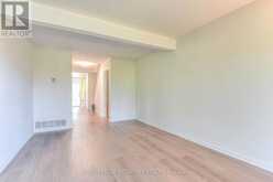132 VALDOR DRIVE | Toronto Ontario | Slide Image Twelve