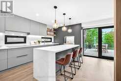 225 CATALINA DRIVE | Toronto Ontario | Slide Image Twelve