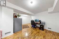 5 EVELYN BUCK LANE | Aurora Ontario | Slide Image Thirty-eight
