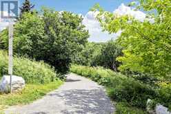 5 EVELYN BUCK LANE | Aurora Ontario | Slide Image Fifty