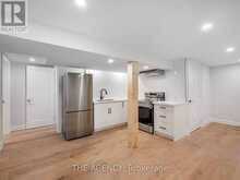 26 WEBSTER DRIVE | Aurora Ontario | Slide Image Thirty-two