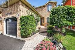 102 NOBLE DRIVE | Bradford West Gwillimbury Ontario | Slide Image Three