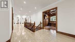 38 BRIDGEWATER DRIVE | Richmond Hill Ontario | Slide Image Fifteen