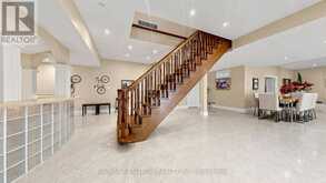 38 BRIDGEWATER DRIVE | Richmond Hill Ontario | Slide Image Sixteen