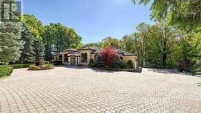 38 BRIDGEWATER DRIVE | Richmond Hill Ontario | Slide Image Three