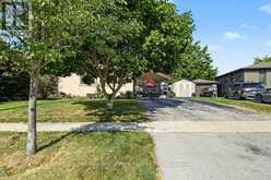 15 NORTON CRESCENT | Halton Hills Ontario | Slide Image Three