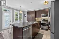 366 MONTREAL CIRCLE | Hamilton Ontario | Slide Image Eighteen