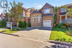 366 MONTREAL CIRCLE | Hamilton Ontario | Slide Image One