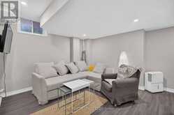 366 MONTREAL CIRCLE | Hamilton Ontario | Slide Image Thirty-six