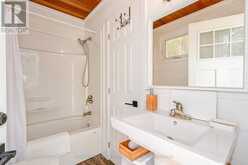 295 CEDAR AVENUE | Meaford Ontario | Slide Image Thirty-four