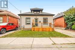 25 ALONZO STREET | Brantford Ontario | Slide Image One