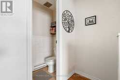 15 - 33 CELESTE DRIVE | Toronto Ontario | Slide Image Eight