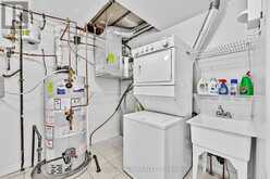 11 - 520 SILKEN LAUMANN DRIVE | Newmarket Ontario | Slide Image Forty-three