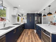 3211 COWAN AVENUE Innisfil Ontario, L9S 2K2