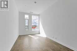 TH17 - 7 BUTTERMILL AVENUE | Vaughan Ontario | Slide Image Seven
