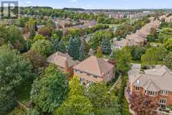 18 ARDMORE CRESCENT | Richmond Hill Ontario | Slide Image Three