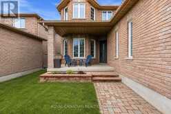 264 COUNTRY LANE | Barrie Ontario | Slide Image Three