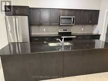 908 ROBERT FERRIE DRIVE | Kitchener Ontario | Slide Image Three