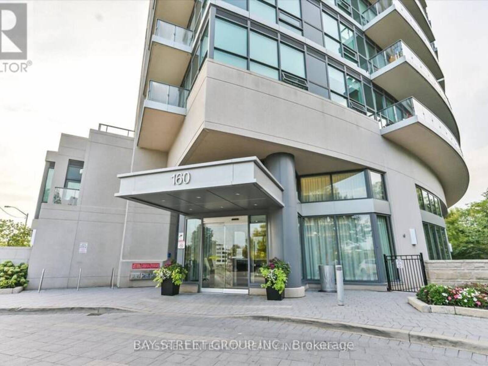 205 - 160 VANDERHOOF AVENUE, Toronto, Ontario M4G 0B7